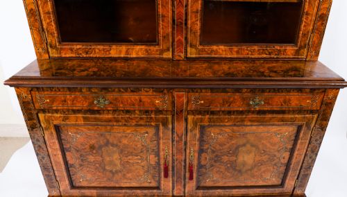 ANTIQUE VICTORIAN BURR WALNUT INLAID BOOKCASE DISPLAY CABINET 19TH C - ADDITIONAL PHOTO 13