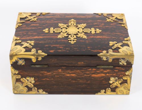 fig 3. Antique Figured Coromandel Jewellery Casket by Toulmin & Gale 19th Century