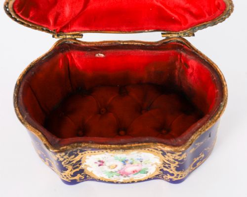 ANTIQUE FRENCH COBALT BLUE SEVRES PORCELAIN JEWELLERY CASKET 19TH C - ADDITIONAL PHOTO 8