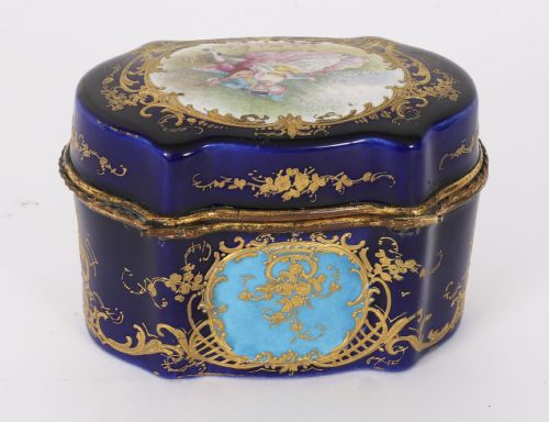 ANTIQUE FRENCH COBALT BLUE SEVRES PORCELAIN JEWELLERY CASKET 19TH C - ADDITIONAL PHOTO 9