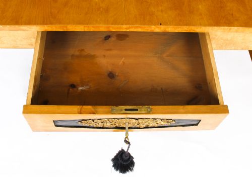 ANTIQUE BIEDERMEIER KARELIAN BIRCH ORMOLU SOFA TABLE C1820 19TH CENTURY - ADDITIONAL PHOTO 9