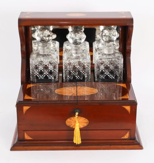ANTIQUE SATIN WOOD INLAID THREE CUT CRYSTAL DECANTER TANTALUS GAMES 19TH C - ADDITIONAL PHOTO 2