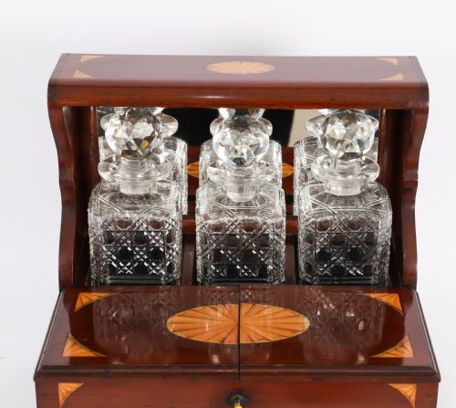 ANTIQUE SATIN WOOD INLAID THREE CUT CRYSTAL DECANTER TANTALUS GAMES 19TH C - ADDITIONAL PHOTO 5
