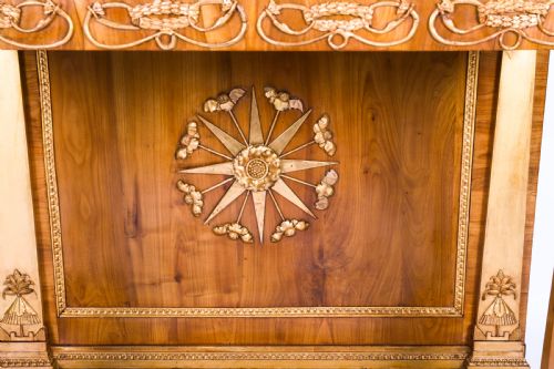 ANTIQUE FRENCH EMPIRE PERIOD WALNUT MARBLE TOP PARCEL GILT CONSOLE TABLE C1810 - ADDITIONAL PHOTO 10