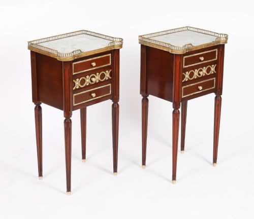 ANTIQUE PAIR FRENCH EMPIRE ORMOLU MOUNTED BEDSIDE CABINETS 19TH CENTURY - ADDITIONAL PHOTO 1