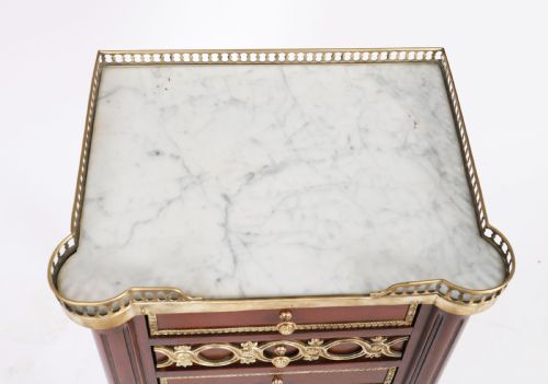 ANTIQUE PAIR FRENCH EMPIRE ORMOLU MOUNTED BEDSIDE CABINETS 19TH CENTURY - ADDITIONAL PHOTO 4