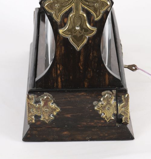 ANTIQUE VICTORIAN COROMANDE THREE CUT CRYSTAL DECANTER TANTALUS C1870 - ADDITIONAL PHOTO 8