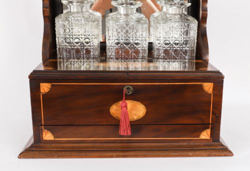 ANTIQUE THREE CUT CRYSTAL DECANTER INLAID MAHOGANY TANTALUS GAMES 19TH C - ADDITIONAL PHOTO 7