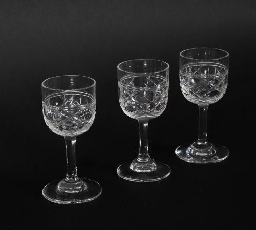 ANTIQUE THREE CUT CRYSTAL DECANTER INLAID MAHOGANY TANTALUS GAMES 19TH C - ADDITIONAL PHOTO 17