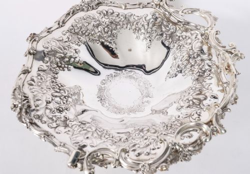 ANTIQUE VICTORAIAN SILVER PLATED FRUIT BASKET MID19TH C - ADDITIONAL PHOTO 1