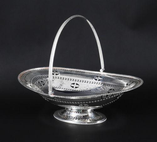 ANTIQUE VICTORIAN SILVER PLATED NEO CLASSICAL FRUIT BASKET C1860 - ADDITIONAL PHOTO 2