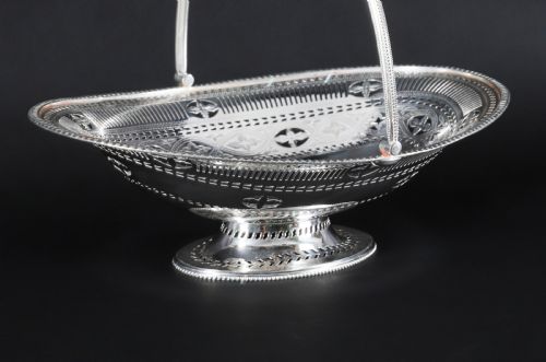 ANTIQUE VICTORIAN SILVER PLATED NEO CLASSICAL FRUIT BASKET C1860 - ADDITIONAL PHOTO 6