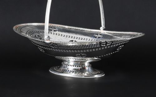 ANTIQUE VICTORIAN SILVER PLATED NEO CLASSICAL FRUIT BASKET C1860 - ADDITIONAL PHOTO 7