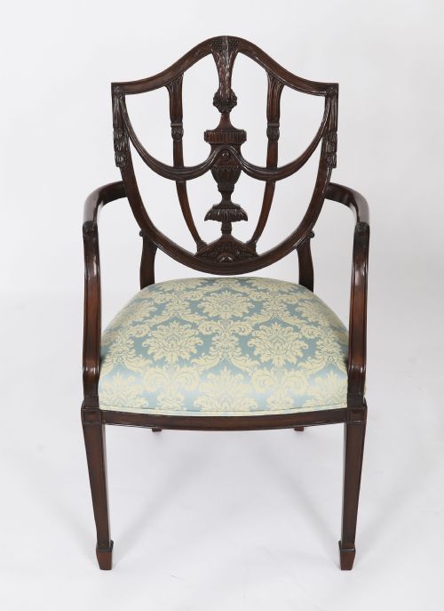 ANTIQUE PAIR FEDERAL REVIVAL SHIELD BACK ARMCHAIRS 20TH CENTURY - ADDITIONAL PHOTO 3