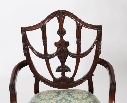 ANTIQUE PAIR FEDERAL REVIVAL SHIELD BACK ARMCHAIRS 20TH CENTURY - ADDITIONAL PHOTO 4