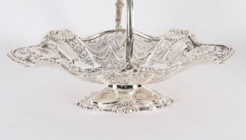 ANTIQUE VICTORIAN SILVER PLATED FRUIT BASKET GEORGE W SCOTT SONS LTD 19TH C - ADDITIONAL PHOTO 3
