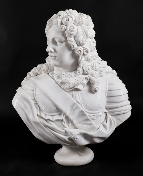 VINTAGE ITALIAN MARBLE BUST OF A NOBLEMAN IN ARMOUR 20TH CENTURY - ADDITIONAL PHOTO 14