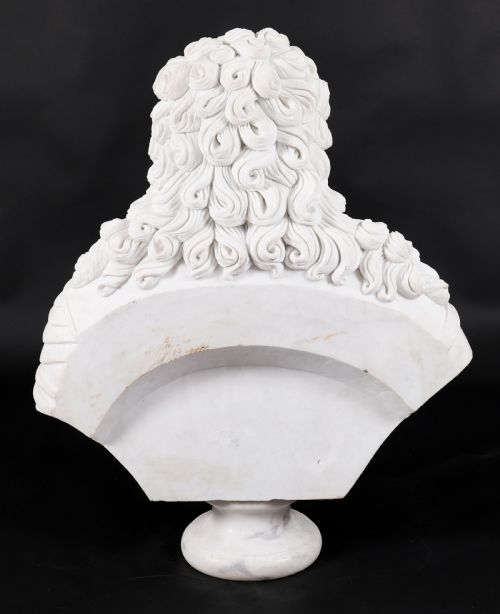 VINTAGE ITALIAN MARBLE BUST OF A NOBLEMAN IN ARMOUR 20TH CENTURY - ADDITIONAL PHOTO 17