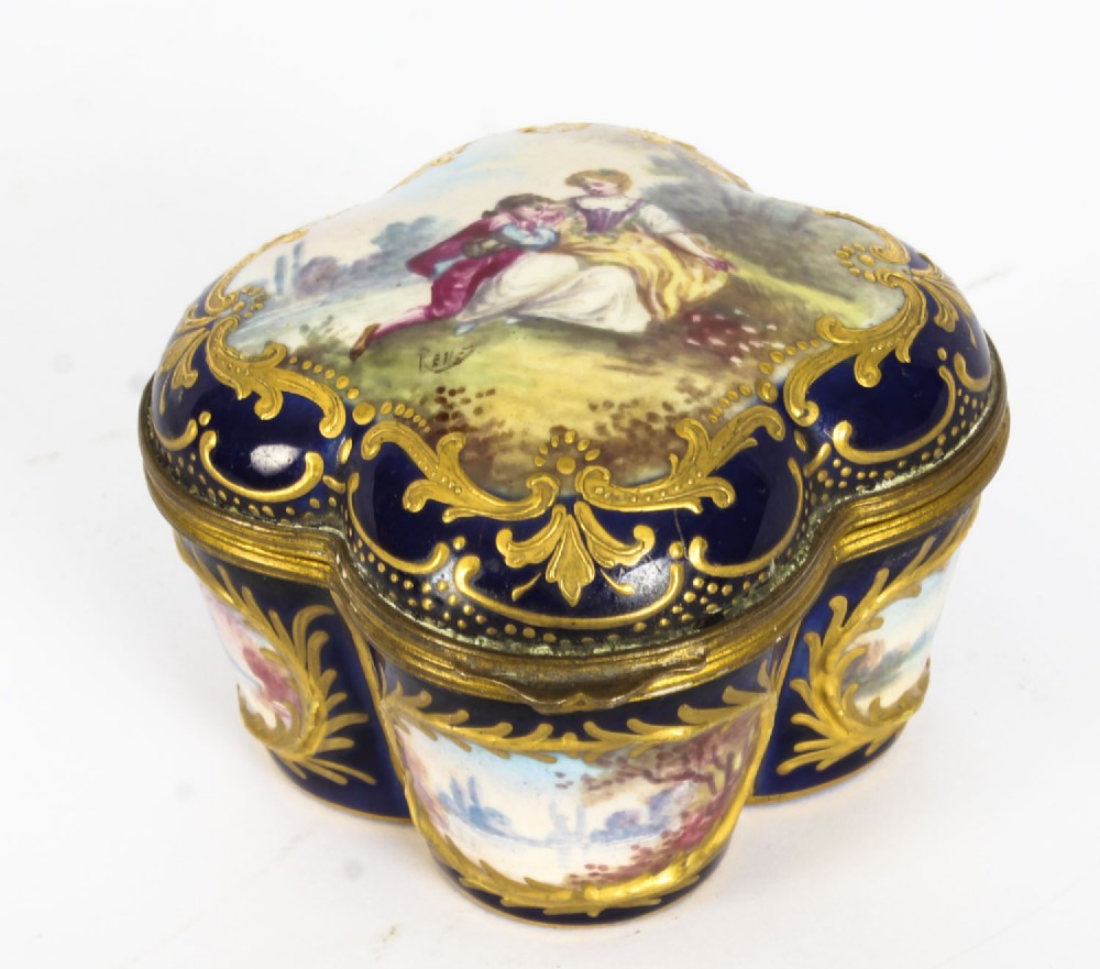 Antique French Sevres Porcelain Quatrefoil Casket C1860 19th C
