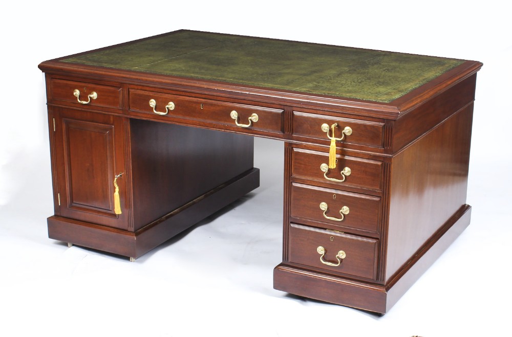 Antique 5ft Victorian Mahogany Partners Pedestal Desk 19th C
