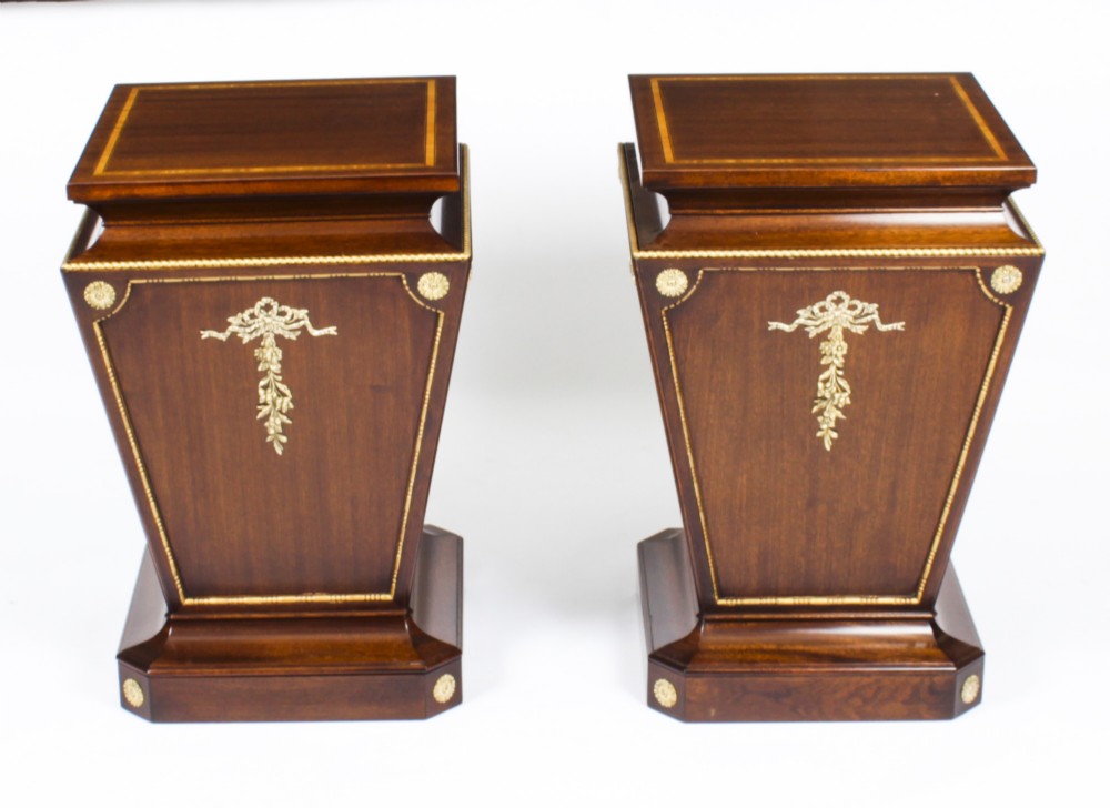 Antique Pair Georgian Revival Mahogany and Giltwood Low Pedestals C1880 19th C
