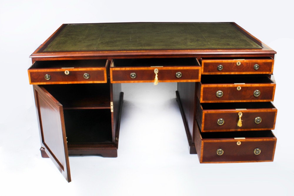 Antique Victorian Flame Mahogany Partners Pedestal Desk c.1870 19th C
 View XI