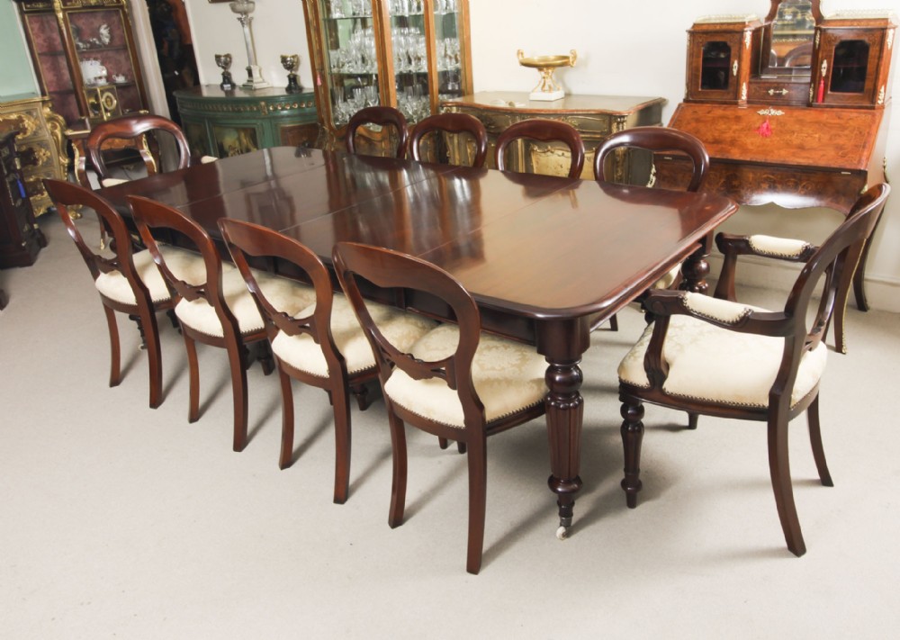 Antique William IV Extending Dining Table 19th C & 10 Balloon Back chairs