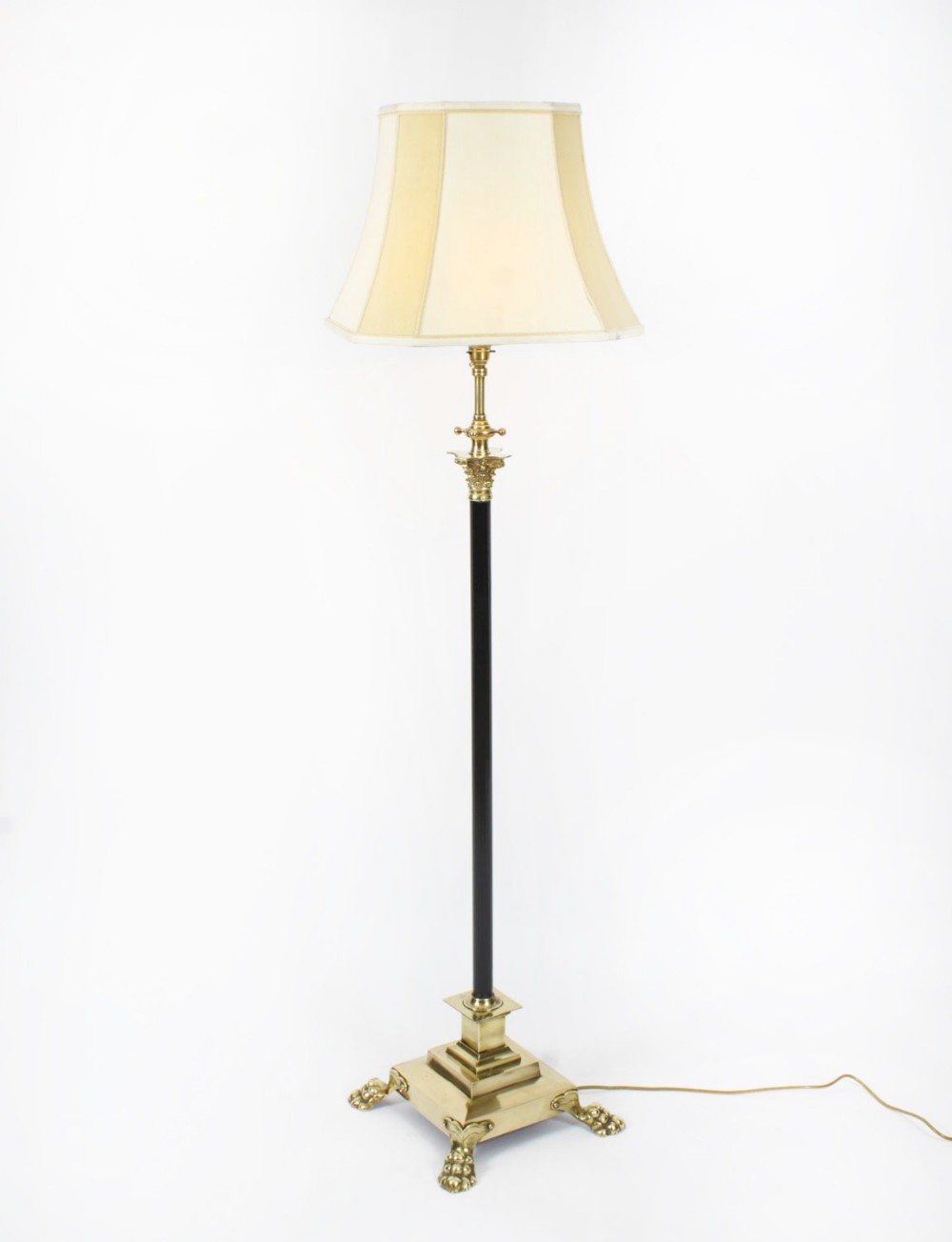 Antique Victorian Brass Corinthian Column Standard Lamp Late 19th C