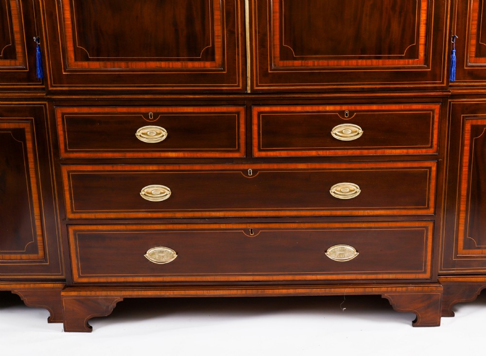 Antique George III Flame Mahogany Breakfront Wardrobe C1780 18th C View III