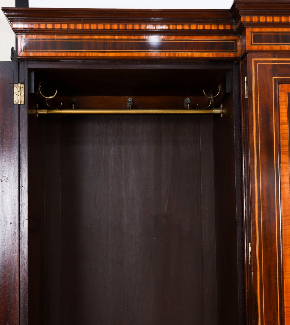 Antique George III Flame Mahogany Breakfront Wardrobe C1780 18th C View X
