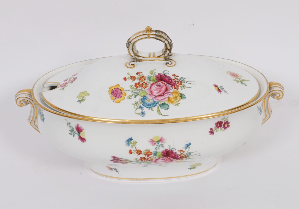 A 60-piece Victorian Copeland Spode white porcelain dinner service decorated with hand-painted floral bouquets, gilt rims, plates, crescent side dishes, and a covered tureen. View IV