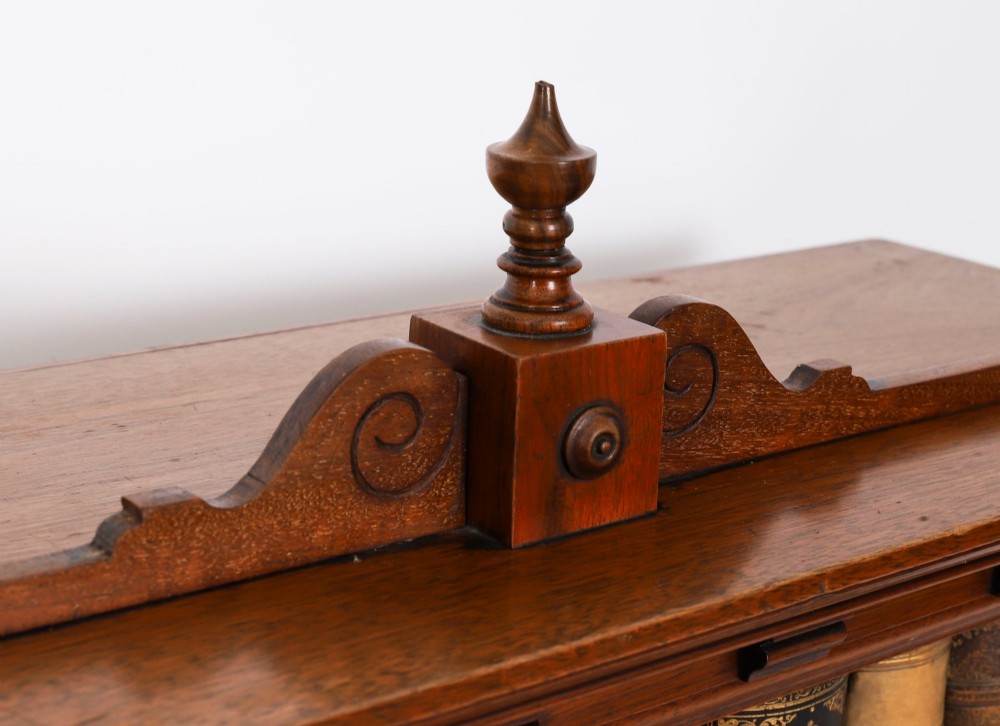 Detail View