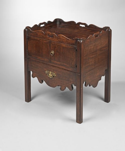 George II Mahogany Tray Top Commode