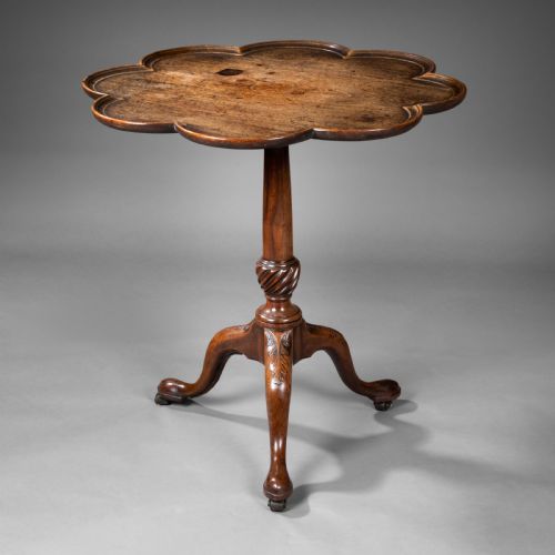 Georgian Mahogany Pie Crust Tripod Table