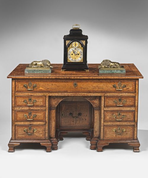 GEORGE II BURR ELM KNEEHOLE DESK - ADDITIONAL PHOTO 3