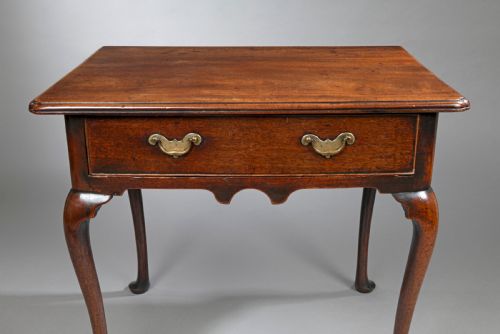 GEORGE II MAHOGANY SIDE TABLE - ADDITIONAL PHOTO 2