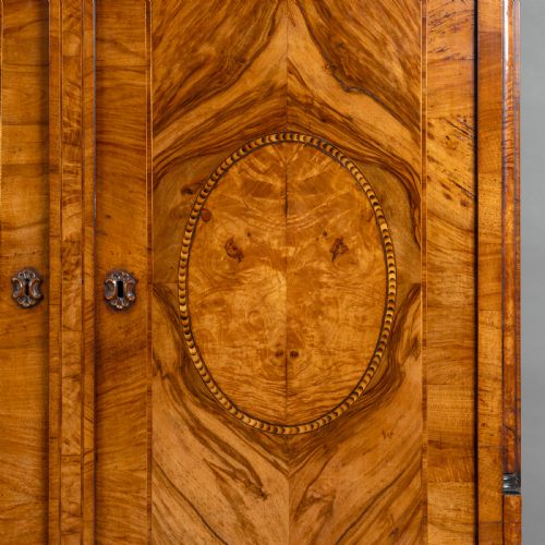 EIGHTEENTH CENTURY WALNUT BUREAU BOOKCASE - ADDITIONAL PHOTO 3
