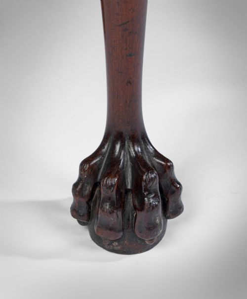 GEORGE II CARVED MAHOGANY DISPLAY CABINET IN THE MANNER OF WILLIAM KENT - ADDITIONAL PHOTO 9