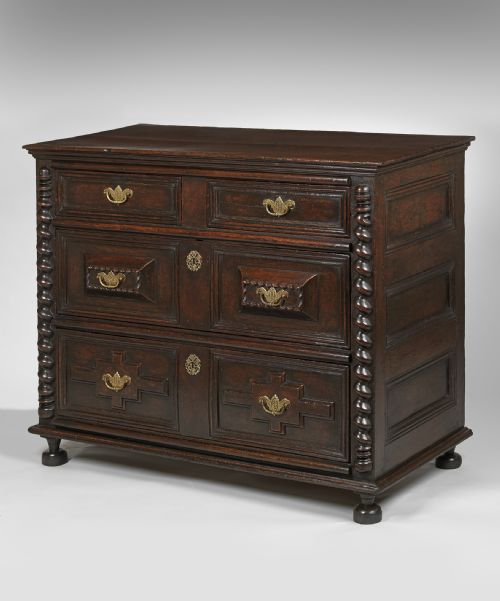 CHARLES II OAK AND WALNUT CHEST OF DRAWERS - ADDITIONAL PHOTO 1