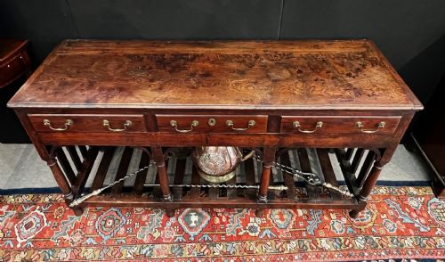 GEORGIAN OAK AND ELM DRESSER BASE - ADDITIONAL PHOTO 1