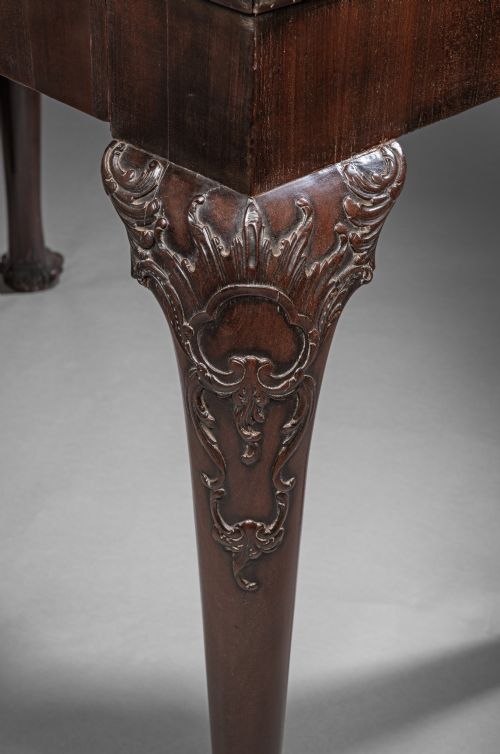IRISH GEORGE II MAHOGANY CONSOLE TABLE - ADDITIONAL PHOTO 3