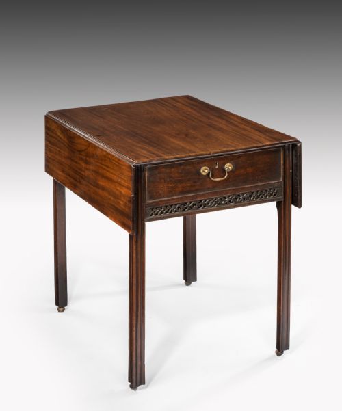 GEORGIAN MAHOGANY PEMBROKE TABLE - ADDITIONAL PHOTO 7