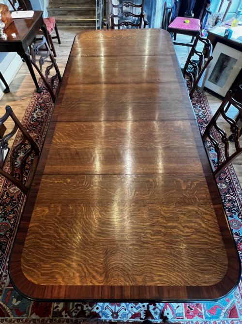 REGENCY OAK EXTENDING DINING TABLE - ADDITIONAL PHOTO 2