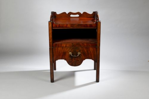 PAIR OF GEORGIAN CHIPPENDALE PERIOD MAHOGANY TRAY TOP COMMODES - ADDITIONAL PHOTO 3