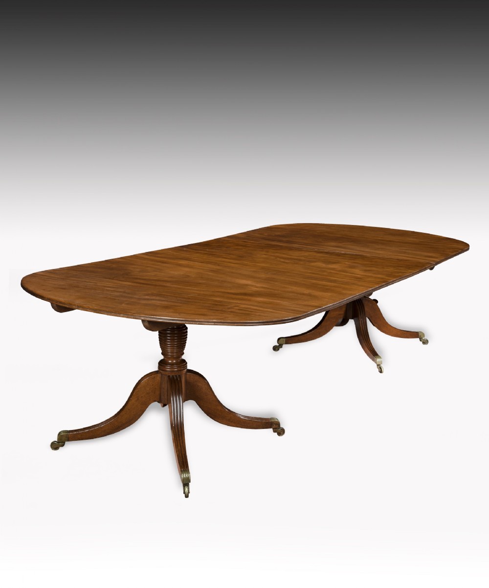 Georgian mahogany two pillar dining table