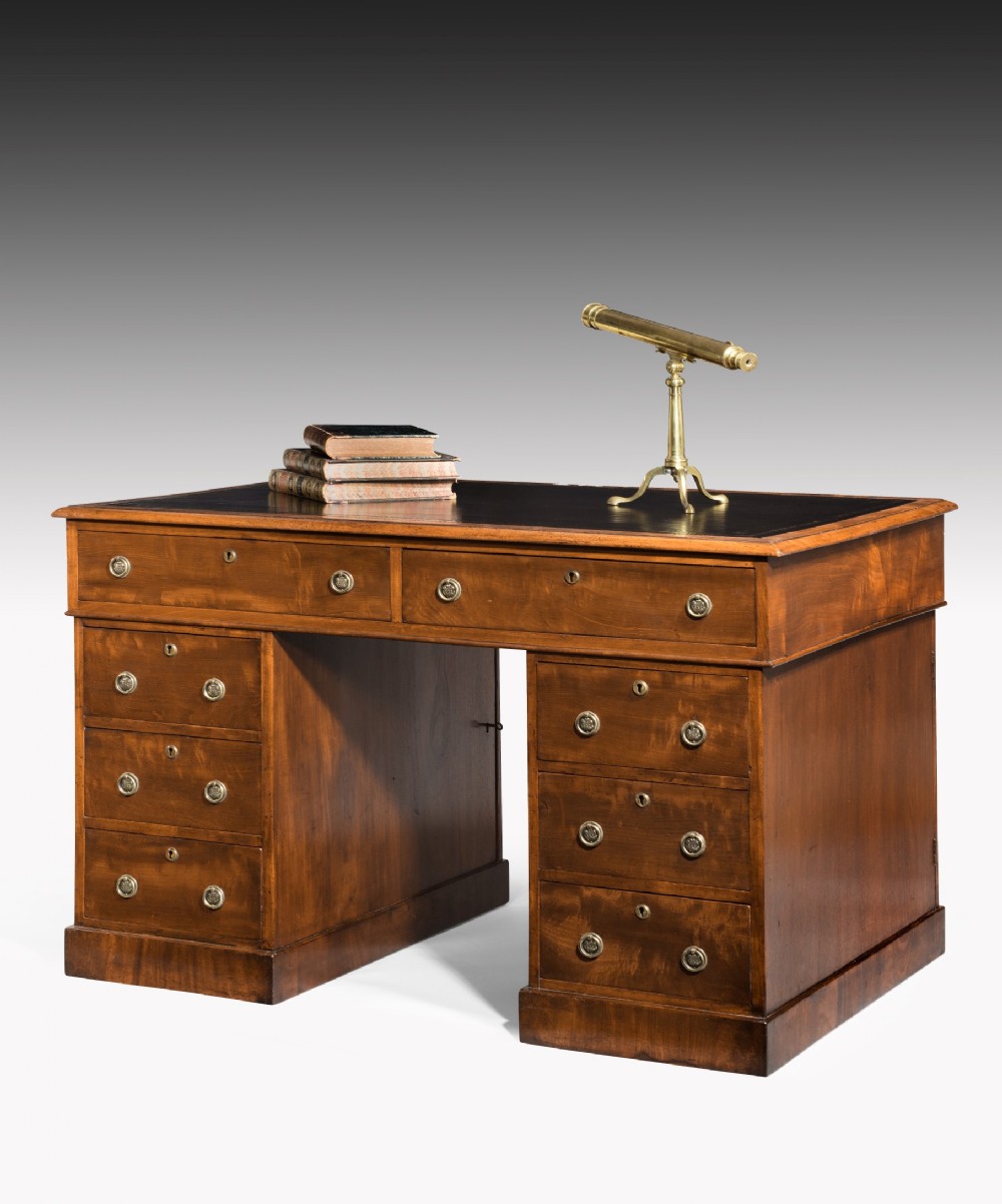 Small Nineteenth Century mahogany partners desk