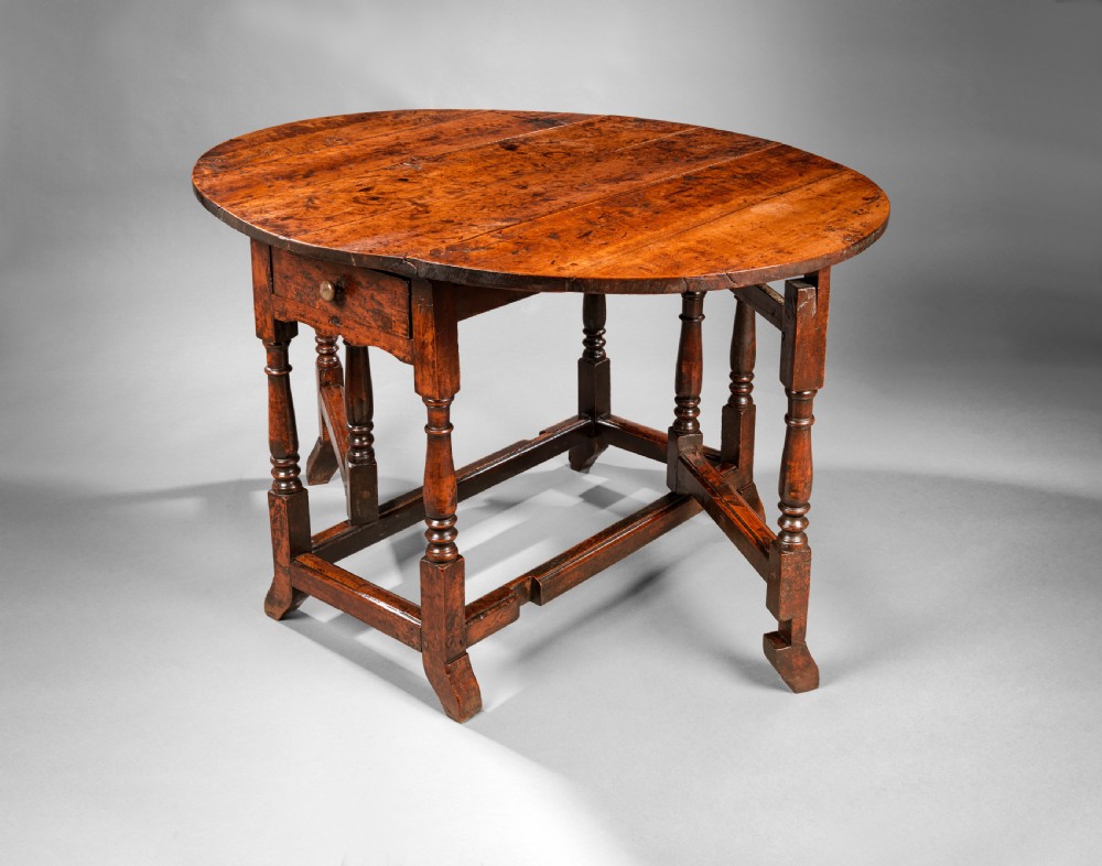 Queen Anne period yew wood gate leg table View II