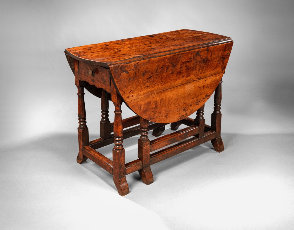 Queen Anne period yew wood gate leg table View III