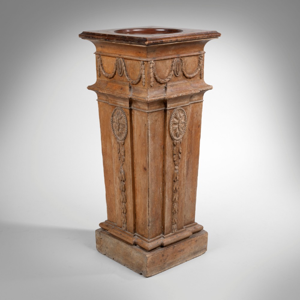 Georgian carved pine pedestal