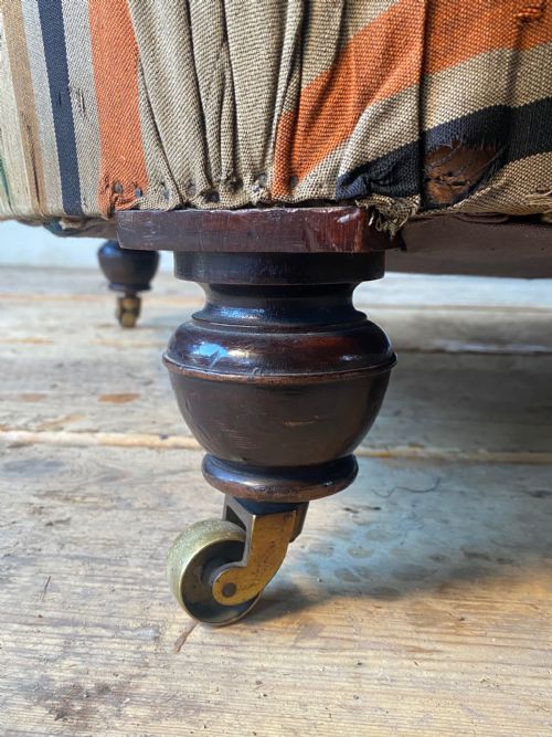 ANTIQUE EASY ARMCHAIR - ADDITIONAL PHOTO 5